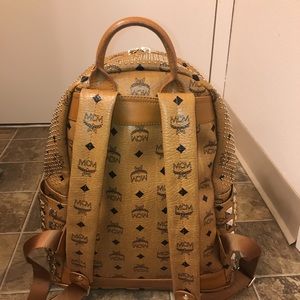 Meet your Posher, El